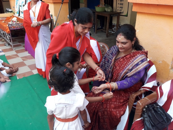 ସରସ୍ଵତୀ ଶିଶୁ ବିଦ୍ୟା ଜ୍ଞାନ ମନ୍ଦିର, କଦମ୍ ପଡା ବଲାଙ୍ଗିର ଶିଶୁ ବାଟିକା ଠାରେ ରକ୍ଷାବନ୍ଧନ ଉତ୍ସବ ପାଳିତ —---------