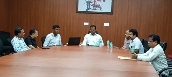 Zilla Swasthya Samiti paksharu sustha nari O shasakta paribaara