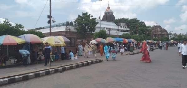 ପିତୃପକ୍ଷରେ ଶ୍ରାଦ୍ଧ ପାଇଁ ଶ୍ରଦ୍ଧାଳୁଙ୍କ ଭିଡ