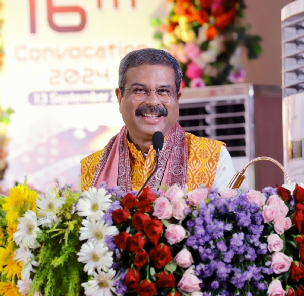 ଭିସୁଟର ୧୬ତମ ସମାବର୍ତ୍ତନ ସମାରୋହ : ଓଡ଼ିଶାରେ ‘ନ୍ୟୁ ଏଜ୍ ଅର୍ଥନୀତି’ର ନେତୃତ୍ୱ ନେବ ଭିସୁଟ - ଧର୍ମେନ୍ଦ୍ର