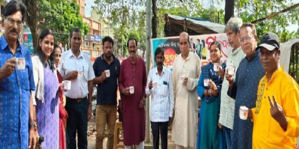 ସମ୍ଭାବନା ସାହିତ୍ୟ ସଂସଦର ପଥପ୍ରାନ୍ତ କବିତା ଆସର