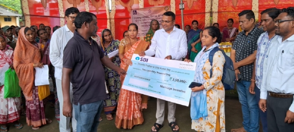 ଯୁଜୁମୁରା ବ୍ଲକ ପରିସରରେ ଜନ ଅଭିଯୋଗ ଶୁଣାଣି : ଆଗତ ୫୯ ଅଭିଯୋଗରୁ ଗୋଟିଏ ମାମଲା ଶୁଣାଣି