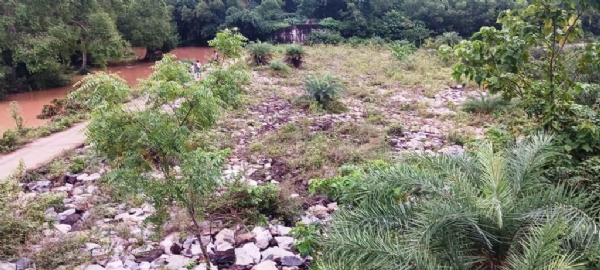 DHAMNAGAR ESCAPE BANYA KARAN