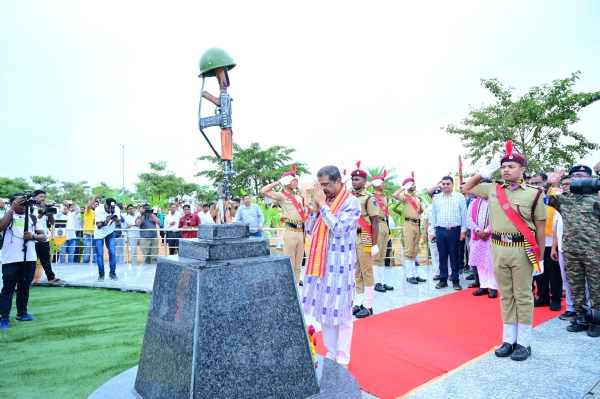 ସୈନିକ ସ୍କୁଲ ପରିସରରେ ବୃକ୍ଷରୋପଣ କାର୍ଯ୍ୟକ୍ରମ