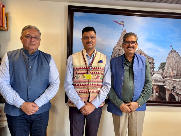 ଶ୍ରୀମନ୍ଦିର ମୁଖ୍ୟ ପ୍ରଶାସକ ଏ ଏସ ଆଇ ମହାନିର୍ଦ୍ଦେଶକଙ୍କୁ ଭେଟିଲେ