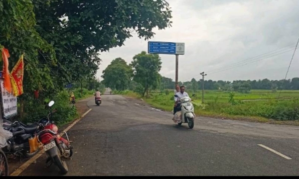 ସ୍ବଚ୍ଛ ଭାରତ ଅଭିଯାନ ଫେଲ୍:  ତାଲପାଲି ରାଜରାସ୍ତା ପାଲଟିଛି ମଳତ୍ୟାଗ ଅଞ୍ଚଳ