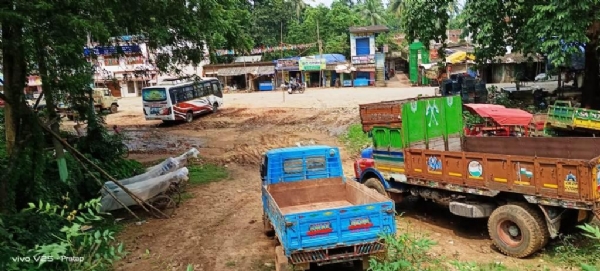DOBAL BUS STAND ABASTA BADALU NAHIN