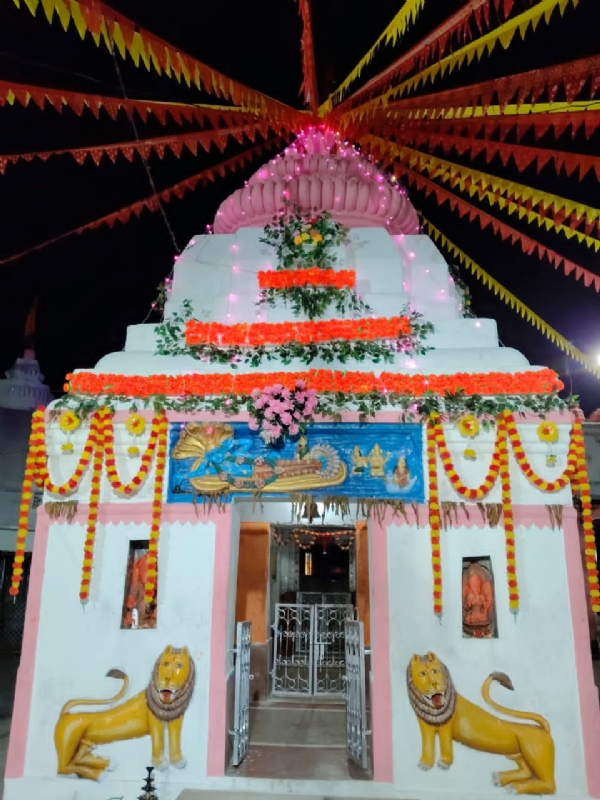 ଆଜି ମା ଧବଳ ମୁଖୀ ବେଶ ରେ ପୂଜା ପାଉଛନ୍ତି
