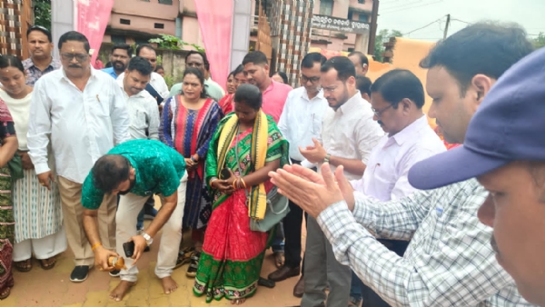 ଜିଲ୍ଲା ସ୍ତରୀୟ “ଆସ ଆମେ ସ୍କୁଲ ଯିବା’ ଅଭିଯାନର ରଥ ଓ ପଦଯାତ୍ରା ବଲାଙ୍ଗିର ରେ ଆରମ୍ଭ