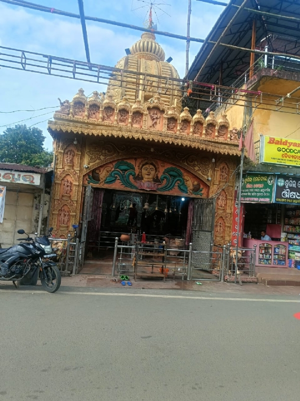 ଆଗାମୀ ଶାରଦୀୟ ପୁଜା ବଜାର ପାଇଁ ସଜେଇ ହେଉଛି କୁଚିଣ୍ଡା ଉପଖଣ୍ଡ ବ୍ୟବସାୟ ପ୍ରତିଷ୍ଠାନ