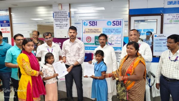 ସୁକନ୍ୟା ସମୃଦ୍ଧି ଯୋଜନା ନେଇ ସଚେତନ କଲେ ସାଂସଦ ବଳଭଦ୍ର ମାଝୀ