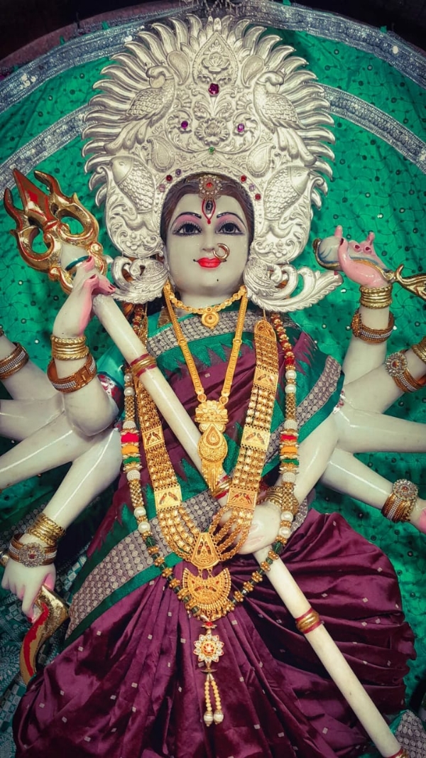 ନବରାତ୍ର ର ଷଷ୍ଠ ରୂପରେ ମା ସମଲେଶ୍ଵରୀ ମା ଦୁର୍ଗା କାତ୍ୟାୟନୀ ରୂପରେ ଦର୍ଶନ ଦେଲେ