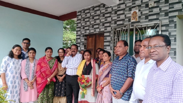 ସୁବର୍ଣ୍ଣପୁର ଜିଲ୍ଲାର ଦିବ୍ୟାଙ୍ଗ ଝିଅ ସୁଶ୍ରୀ ସ୍ମୃତିଶିଖା ଭୋଇଙ୍କ ଓଡ଼ିଶା ସାଧାରଣ ପ୍ରଶାସନିକ ସେବା ପରୀକ୍ଷାରେ ଉତ୍ତୀର୍ଣ୍ଣ ହୋଇ କୃତିତ୍ବ ଓ ସଫଳତା
