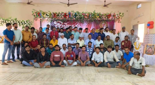 ସୁବର୍ଣ୍ଣପୁର ଜିଲ୍ଲା ଫଟୋଗ୍ରାଫର ସଂଘ ପକ୍ଷରୁ ନୁଆଁଖାଇ ଭେଟଘାଟ ତଥା ବାର୍ଷିକ ଉତ୍ସବ ଅନୁଷ୍ଠିତ
