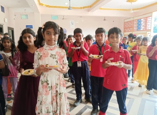 ଇଣ୍ଡିଆନ୍ ପବ୍ଲିକ୍ ସ୍କୁଲରେ ପବିତ୍ର ଗୁରୁ ଦିବସ ପାଳିତ