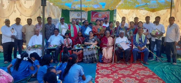 ପବିତ୍ର ଗୁରୁ ଦିବସରେ ସ୍କୁଲ ପରିସରରେ ବିଭିନ୍ନ କାର୍ଯ୍ୟକ୍ରମ ଅନୁଷ୍ଠିତ
