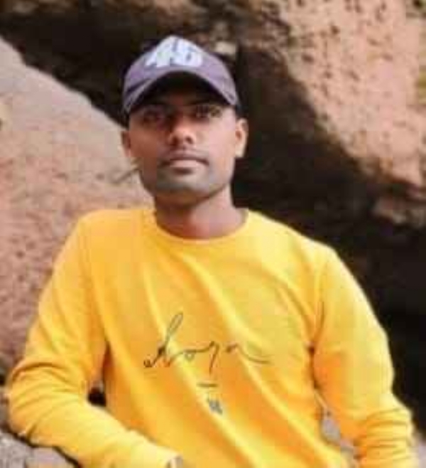 ହଷ୍ଟେଲ ଭିତରେ ଛାତ୍ରଙ୍କ ସନ୍ଦେହଜନକ ଅବସ୍ଥାରେ ଝୁଲନ୍ତା ମୃତ ଦେହ ଉଦ୍ଧାର: କଣ୍ଟାବାଞ୍ଜି ପୁଲିସ ର ତଦନ୍ତ ଆରମ୍ଭ