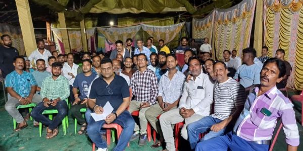 ବଲାଙ୍ଗୀର ଫଟକା ବ୍ୟବସାୟୀ ସଂଘର ବୈଠକ