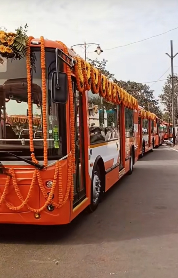 ସମ୍ବଲପୁରକୁ ମିଳିବ ୫୦ଟି ନୂଆ ଇ-ବସ୍ :  ମୁଖ୍ୟମନ୍ତ୍ରୀଙ୍କ ଦ୍ଵାରା ଆଜି ୨୫ ଟି ଇ-ବସ୍‌ ସେବାର ଶୁଭାରମ୍ଭ