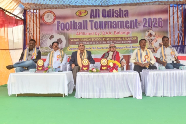 ଢେଙ୍କାନାଳ ଙ୍କୁ ହରାଇ ଝାରସୁଗୁଡା ଫାଇନାରେ ଆସନ୍ତା କାଲି ଉଦଯାପନୀ ଫାଇନାଲ ବରଗଡ଼ ବନାମ ଝାରସୁଗୁଡା ଢେଙ୍କାନାଳ ଙ୍କୁ ହରାଇ ଝାରସୁଗୁଡା ଫାଇନାରେ ଆସନ୍ତା କାଲି ଉଦଯାପନୀ ଫାଇନାଲ ବରଗଡ଼ ବନାମ ଝାରସୁଗୁଡା