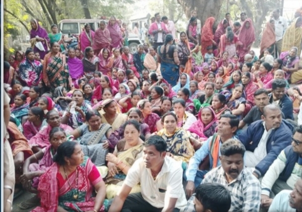 କ୍ଲଶମେଲ ତାର ଚୋରି ମାମଲା ରେ ସଦର ପୋଲିସ ଅଭିଯୁକ୍ତ ଙ୍କୁ ଛାଡି ଦେବାରୁ ଗ୍ରାମ ବାସୀ ଙ୍କ ଧାରଣା ଥାନା ଘେରାଉ