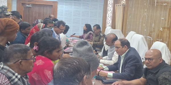 କେନ୍ଦ୍ରାପଡ଼ାଠାରେ ଜିଲ୍ଲାପାଳ ଏବଂ ଆରକ୍ଷୀ ଅଧିକ୍ଷକଙ୍କ ଯୁଗ୍ମ ଅଭିଯୋଗ ଶୁଣାଣି ଶିବିର ଅନୁଷ୍ଠିତ...