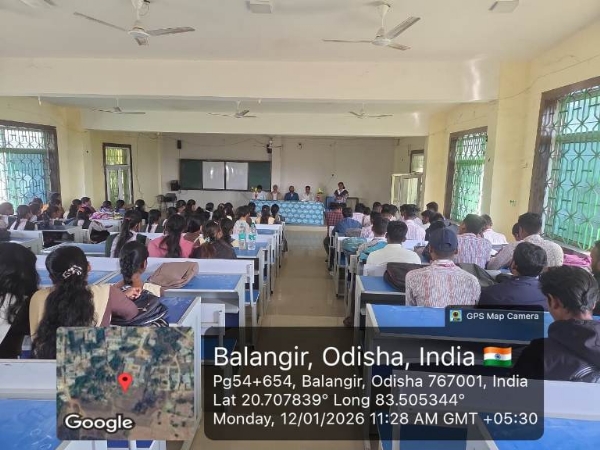 ସରକାରୀ ମହାବିଦ୍ୟାଳୟ ବଲାଙ୍ଗିରରେ ଜାତୀୟ ଯୁବଦିବସ ଅନୁଷ୍ଠିତ