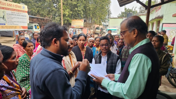 ପାଟଣାଗଡ଼ ପୁରୁଣା ଡାକ୍ତରଖାନାରେ ଓ.ପି.ଡ଼ି ଏବଂ ମେଡ଼ିସିନ ବିଭାଗ ଖୋଲିବାକୁ ଦାବୀ |