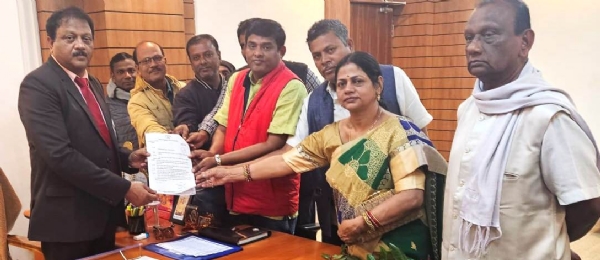 CONGRESS COMMITTEE MEMORANDUM TO COLLECTOR