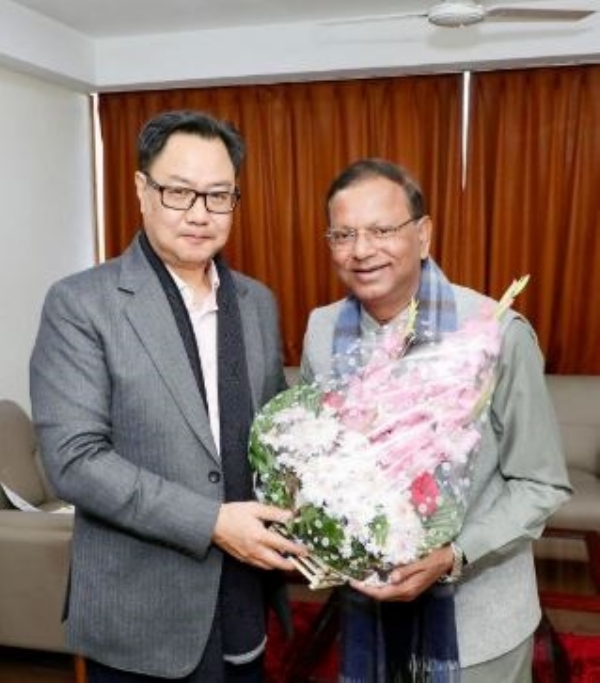 ପଙ୍କଜ ଚୌଧୁରୀ ଲକ୍ଷ୍ନୌରେ କେନ୍ଦ୍ର ମନ୍ତ୍ରୀ କିରେନ ରିଜିଜୁଙ୍କୁ ସ୍ଵାଗତ କଲେ ପଙ୍କଜ ଚୌଧୁରୀ ଲକ୍ଷ୍ନୌରେ କେନ୍ଦ୍ର ମନ୍ତ୍ରୀ କିରେନ ରିଜିଜୁଙ୍କୁ ସ୍ଵାଗତ କଲେ