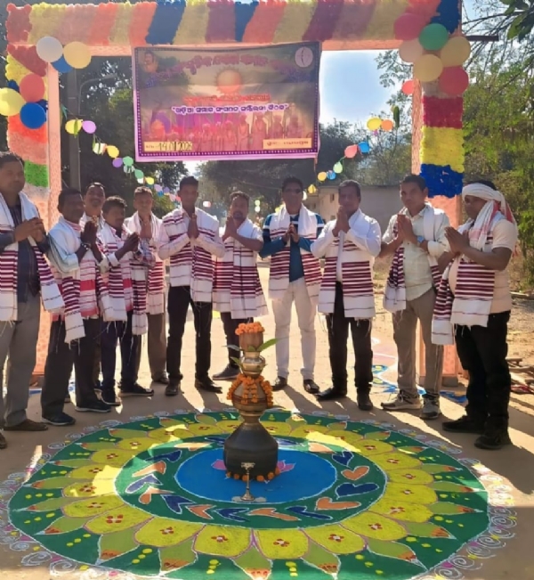 ଶିକ୍ଷିତ ହେଲେ ଆଦିବାସୀ ସମାଜର ସମ୍ମାନ ବଢିବ : ଖଡିଆ ସଚେତନ ସମାବେଶ