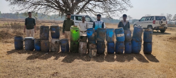 ଫାମ୍ପୁଣି ଓ ଉମୁରି ରେ ଅବକାରି ଚଢାଉ