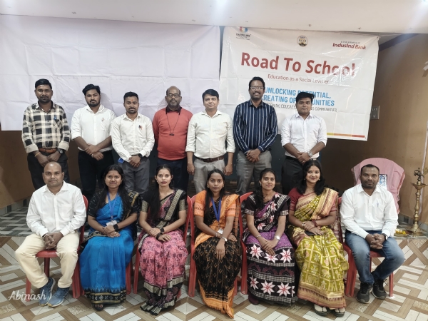 ଲର୍ଣ୍ଣିଂ ଲିଙ୍କ ଫାଉଣ୍ଡେସନ ଆନୁକୂଲ୍ୟରେ ଶିକ୍ଷକ ପ୍ରଶିକ୍ଷଣ ଶିବିର ଅନୁଷ୍ଠିତ