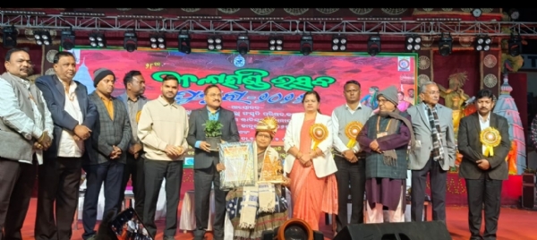 ଜିଲ୍ଲାର ଚାରିଜଣ କୃତୀ ସନ୍ତାନଙ୍କୁ କଳାହାଣ୍ଡି ବରପୁତ୍ର ସମ୍ମାନ ଅଶୋକ ପଟ୍ଟନାୟକଙ୍କୁ ସ୍ବର୍ଗତ ଦୟାନିଧି ନାଏକ ସ୍ମାରକୀ ସମ୍ମାନ