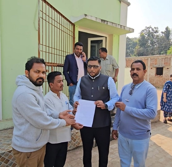 ପୁଷପୁନି ଛୁଟି ଲାଗି ଦାବିପତ୍ର ଦେଲା କେ. ଏମ. ଏମ ପୁଷପୁନି ଛୁଟି ଲାଗି ଦାବିପତ୍ର ଦେଲା କେ. ଏମ. ଏମ