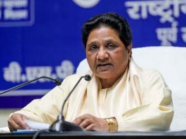 UP-Indore-incident-Mayawati-expresses-grief