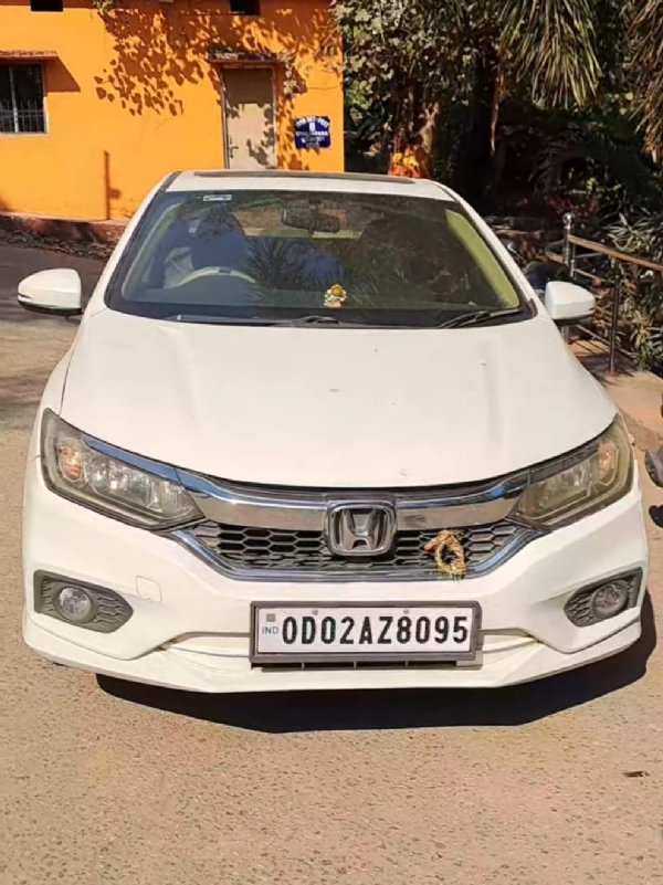 ବେଆଇନ ମାଦକ ଦ୍ରବ୍ୟ ଚାଲାଣ ଥମିବାର ନାଁ ନେଉନାହିଁ  ୩୭ କେଜିରୁ ଉର୍ଦ୍ଧ୍ବ ଗଞ୍ଜେଇ ଜବତ, ୫ କୋର୍ଟ ଚାଲାଣ