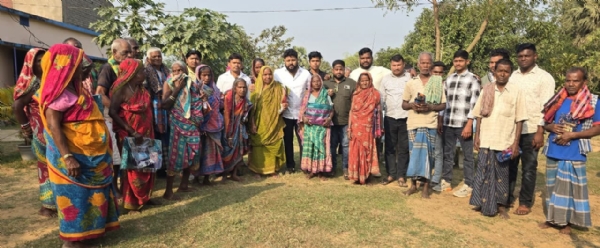 ନିଆରା ଢଙ୍ଗରେ ବୃଦ୍ଧାଶ୍ରମରେ ଯୁବ ସମାଜସେବୀଙ୍କ ଜନ୍ମ ଦିନ ପାଳିତ