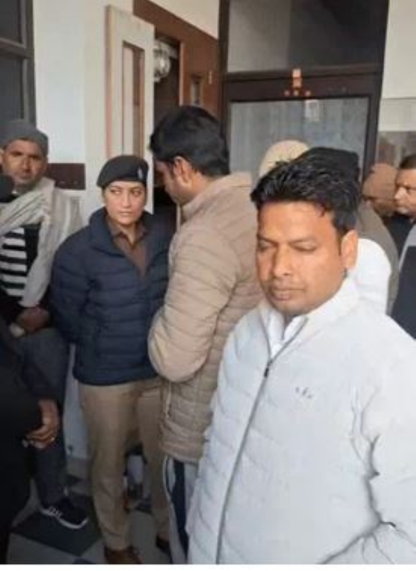 UP-FIVE-BODYFIVE-FOUND-IN-HOUS