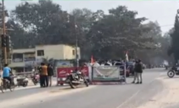 ଚାଷୀ ସଙ୍ଗଠନ ଡାକରା ରେ ଓଡ଼ିଶା ବନ୍ଦ ସୁବର୍ଣ୍ଣପୁର ଜିଲ୍ଲାରେ ସଫଳ