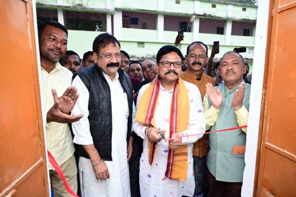 ବଲାଙ୍ଗୀର ଆୟୁର୍ବେଦକଲେଜ ହସପିଟାଲରେ ନିଦାନକେନ୍ଦ୍ର ଉଦଘାଟିତ, ଏଣିକି ଏଠାରେ ୩୨ପ୍ରକାର ଟେଷ୍ଟ ମାଗଣାରେ ହେବ-ସ୍ୱାସ୍ଥ୍ୟମନ୍ତ୍ରୀ ଡ.ମହାଲିଙ୍ଗ