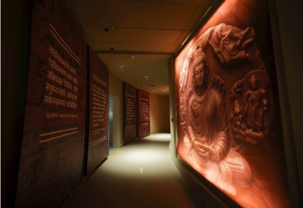 ପ୍ରଧାନମନ୍ତ୍ରୀ ମୋଦି ଭଗବାନ ବୁଦ୍ଧଙ୍କ ପିପ୍ରହୱା ଅବଶେଷର ଅନ୍ତର୍ଜାତୀୟ ପ୍ରଦର୍ଶନୀ ଉଦ୍ଘାଟନ କଲେ