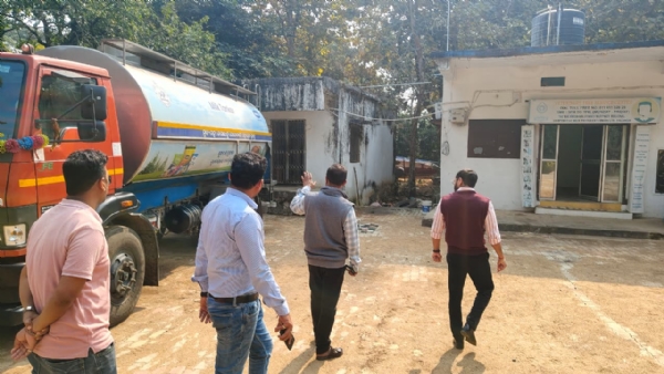 ବଲାଙ୍ଗିର ଜିଲ୍ଲାପାଳଙ୍କ ବଲାଙ୍ଗିର-କଳାହାଣ୍ଡି-ନୂଆପଡା KBN   ଆଞ୍ଚଳିକ ଦୁଗ୍ଧ ଉତ୍ପାଦକ ସମବାୟ ସମିତି ଲିଃ ର ପରିଦର୍ଶନ କଲେ