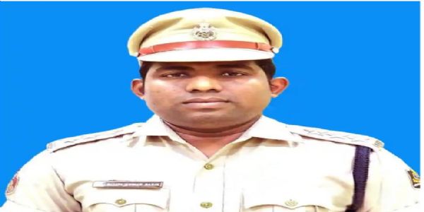 ଥାନା ଅଧିକାରୀ ବିଜୟ ବାରିକଙ୍କ ସରକାରୀ ବାସଭଵନରୁ 5  ଲକ୍ଷ ଟଙ୍କା ଜବତ