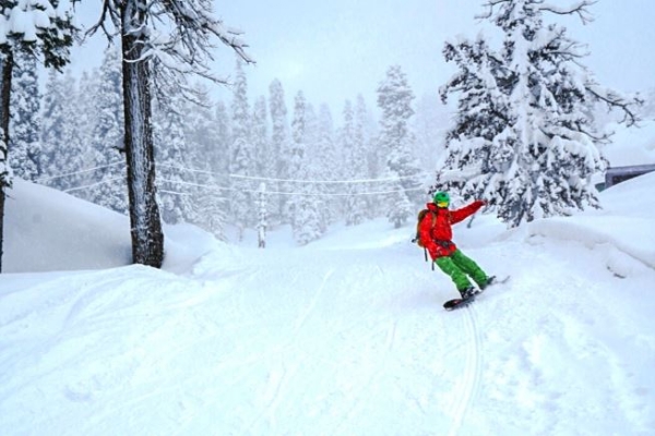 Cold-wave-continues-in-Jammu-and-Kashmir-and-Ladak