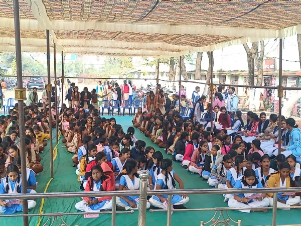 ସରକାରୀ ବାଳିକା ବିଦ୍ୟାଳୟ ର ଛାତ୍ରୀ ଙ୍କ ପାଇଁ ଶିଶୁ ସୁରକ୍ଷା ଓ ସଚେତନତା କାର୍ଯ୍ୟକ୍ରମ ଅନୁଷ୍ଟିତ।