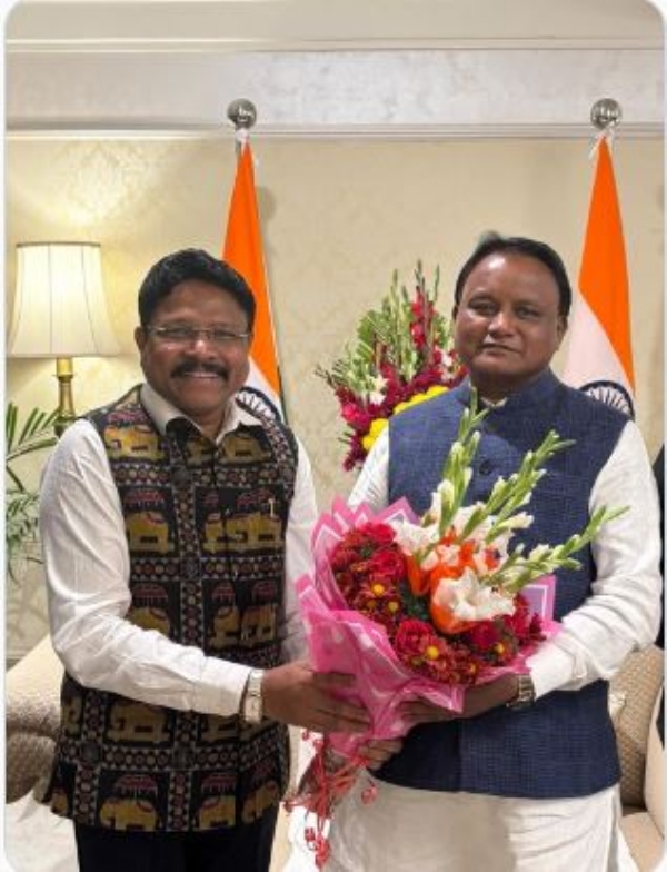 ମୁଖ୍ୟମନ୍ତ୍ରୀଙ୍କୁ ଶୁଭେଚ୍ଛା