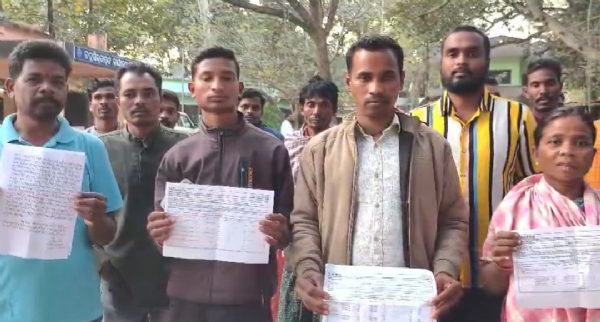 ବୋରିଗୁମ୍ମା ବ୍ଲକ ରେ ହୋଇଥିବା ବିକାଶ ମୂଳକ କାର୍ଯ୍ୟର ଭିଜିଲାନ୍ସ ତଦନ୍ତ ଦାବି  ମନେରେଗା ଟଙ୍କା ହଡପ ଅଭିଯୋଗ , ଥାନାରେ ଏତଲା ଦେଲେ ହିତାଧିକାରୀ