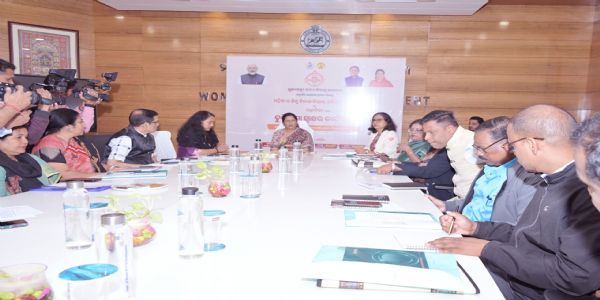 ମୁଖ୍ୟମନ୍ତ୍ରୀ କନ୍ୟା ବିବାହ ଯୋଜନା ଅନ୍ତର୍ଗତ ଉପହାର ସାମଗ୍ରୀ ଯୋଗାଇବା ପାଇଁ ଉତ୍କଳିକାର ବୁଝାମଣାପତ୍ର ସ୍ୱାକ୍ଷରିତ