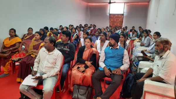 ମହିମା ସୁବର୍ଣ୍ଣପୁର ଲୋକ ମହୋତ୍ସବ - ୨୦୨୬  *ସାଇବର ଅପରାଧକୁ ନେଇ ଆଲୋଚନାଚକ୍ର*  - *ସାଇବର କ୍ରାଇମରୁ ବର୍ତ୍ତିବା ପାଇଁ ସତର୍କ ରୁହ ସଜାଗ ହୁଅ*  - *କୌଣସି ସାଇବର ଅପରାଧ ପାଇଁ ଯେକୌଣସି ସମୟରେ ତୁରନ୍ତ ପୋଲିସ ସହାୟତା ନେବାକୁ ଅନୁରୋଧ*